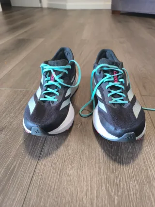 Zapatillas Adidas grises y turquesa