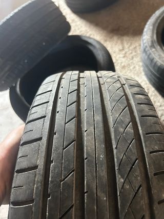 Neumáticos 205/45/17
