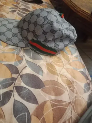 Gorra Gucci Beige