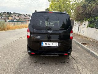 Ford Tourneo Courier 2019