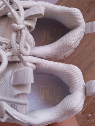 Zapatillas Fila Traycer Chunky Blancas