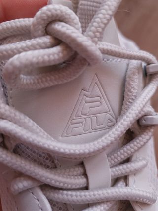 Zapatillas Fila Traycer Chunky Blancas