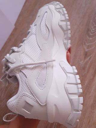 Zapatillas Fila Traycer Chunky Blancas