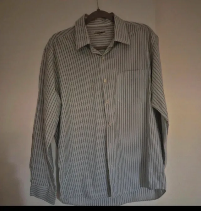 Camisa de rayas para hombre