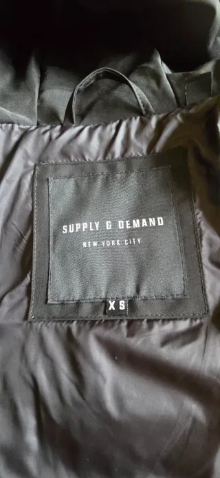 Chaqueta Supply Negra Niño