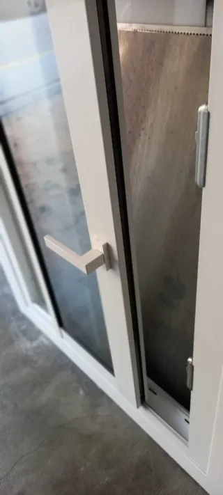Ventana corredera PVC blanca