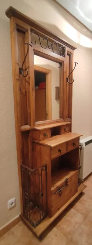 Mueble recibidor madera