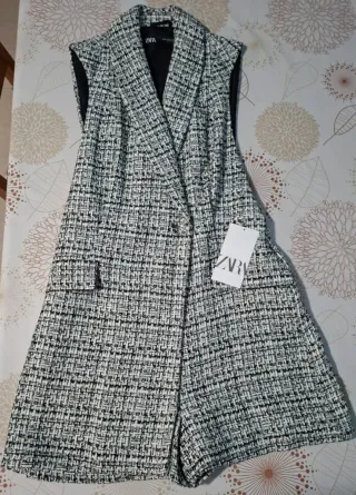 Mono traje Zara