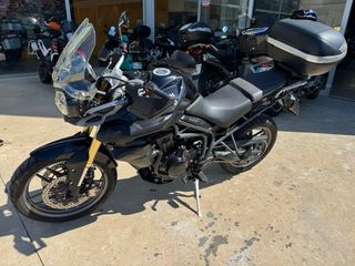 Triumph Tiger Negra 800 ABS