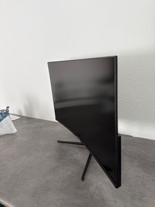 Monitor PcCom 27 165Hz Curvo Negro