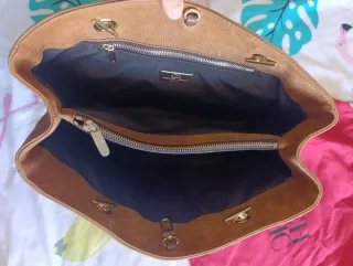 Bolso Carolina Herrera Insignia Marrón