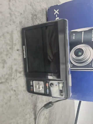 Olympus X-42 Cámara Digital