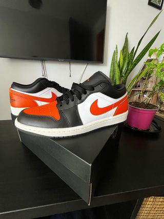 Nike Air Jordan 1 Low Naranja Negro Blanco