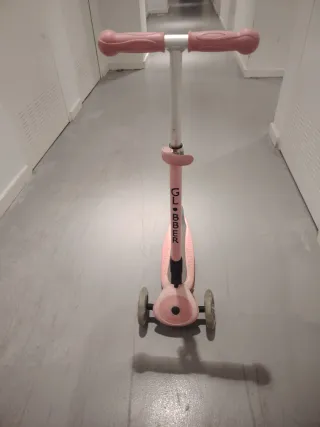 Patinete Glober 3 ruedas luces y freno