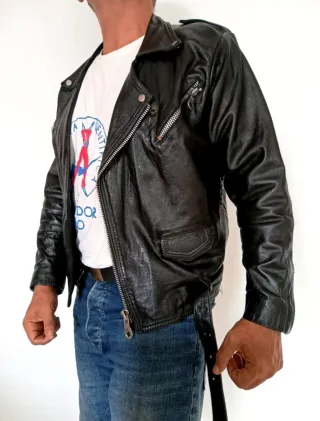 Cazadora Rockera Cruzada cuero auténtico S Medidas