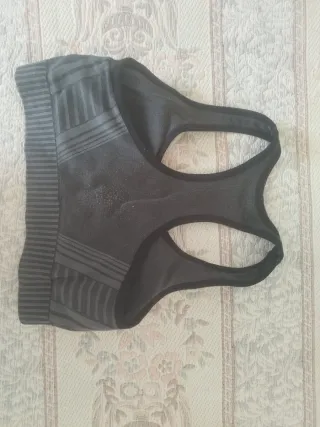 Sujetador deportivo Ouno gris. Talla S/ M