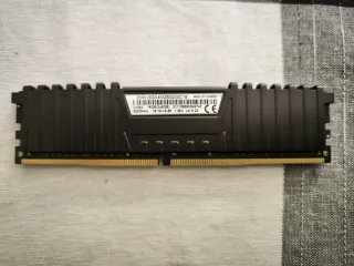 Memoria RAM Corsair Vengeance LPX DDR4 16GB (2x8GB