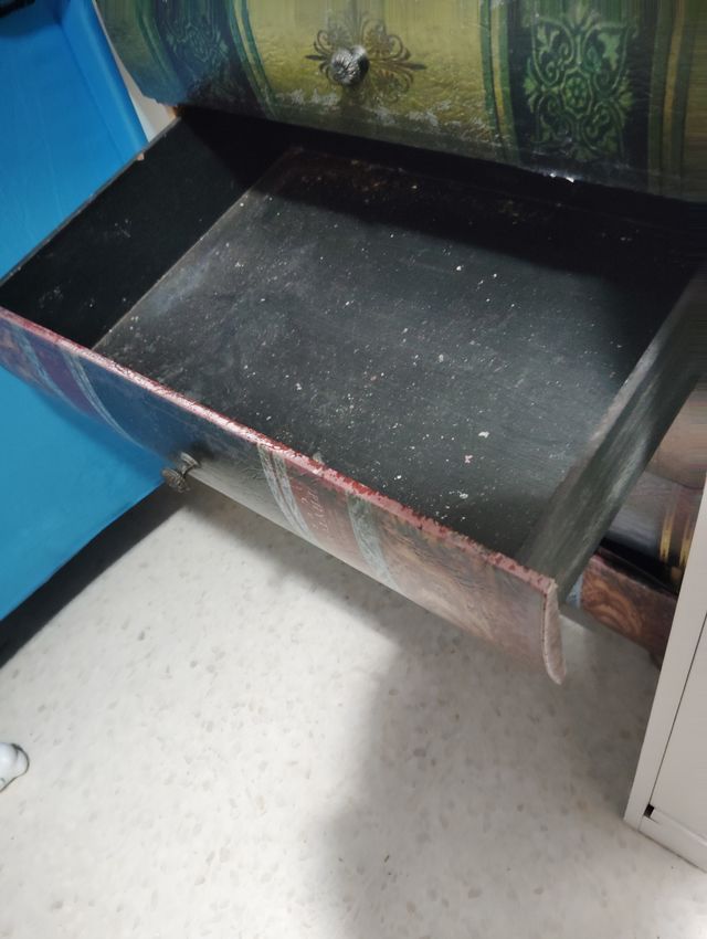 Libri in stile vintage Commode