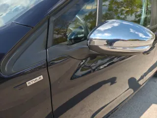 Peugeot 208 2015