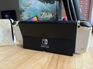 Nintendo Switch Oled Zelda Edizione speciale