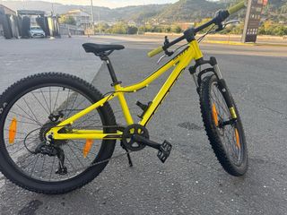 Bicicleta Scott Scale 24