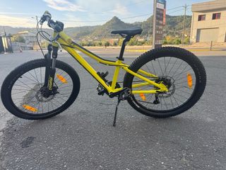 Bicicleta Scott Scale 24