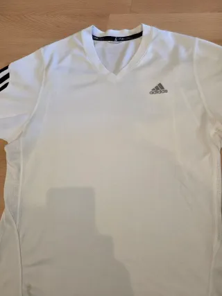 Camiseta deportiva Adidas blanca