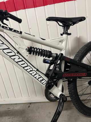 Bicicleta Mondraker Level