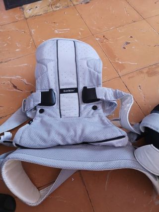 Mochila Portabebés BabyBjörn Gris