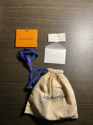Cintura Louis Vuitton sottile nera
