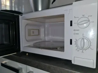 Microondas SAIVOD blanco