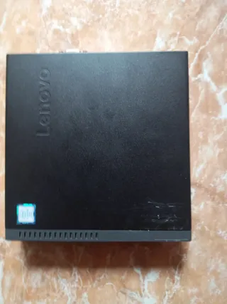 Mini PC Lenovo M910Q
