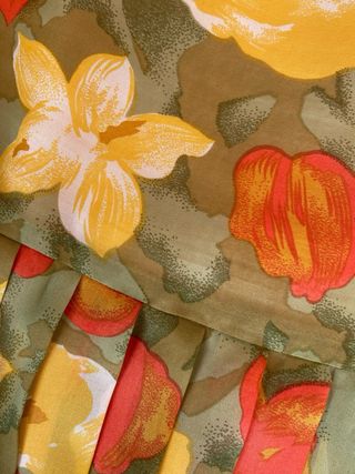 saia floral verde e multicolor