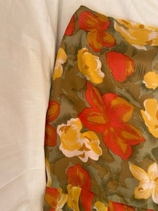 saia floral verde e multicolor