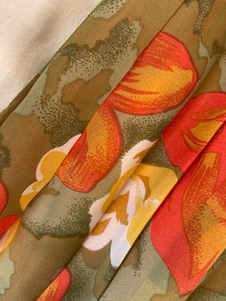 saia floral verde e multicolor