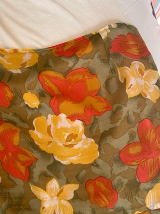 saia floral verde e multicolor