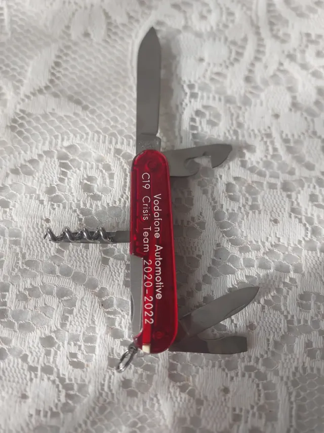 Coltellino Victorinox Rosso