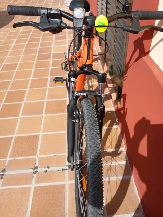 Bicicleta Rockrider 26 Naranja. Regalo casco
