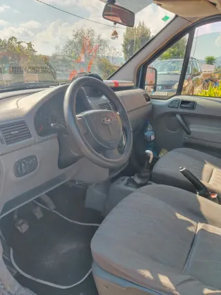 Ford Tourneo Connect 2005