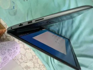 Portátil Dell Vostro P77F