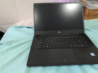 Portátil Dell Vostro P77F