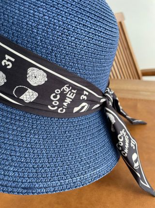 Sombrero Azul y Blanco