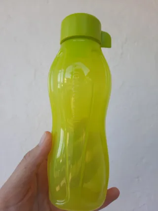 Garrafa Tupperware 310ml Verde Flúor
