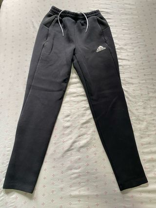 Pantalón chándal Adidas negro