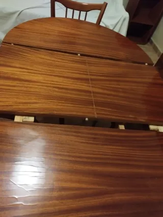 Mesa de salón y 6 sillas