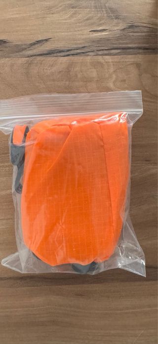 Poncho naranja impermeable