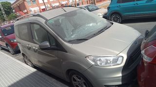 Ford Tourneo Courier 2015
