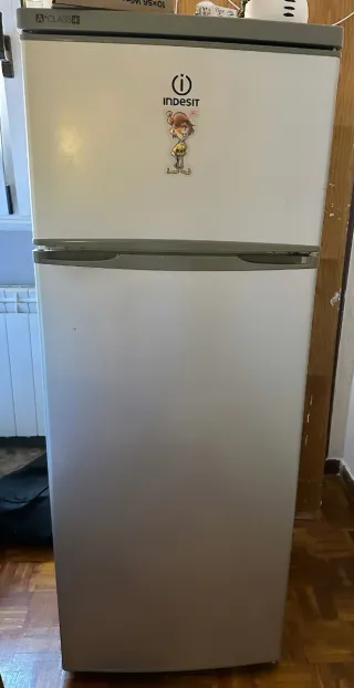 Nevera Indesit