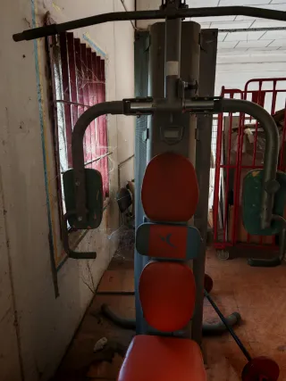 Máquina de pesas multifunción HG 90 BOXE