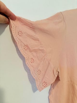 Blusa rosa de algodón con manga corta